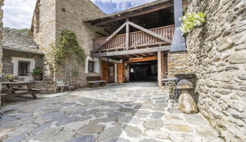 Superior Apartment with Balcony