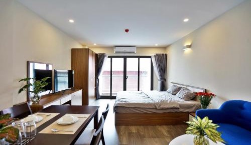 Studio Apartment with King Bed