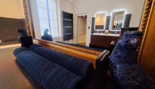 Queen Room with Spa Bath