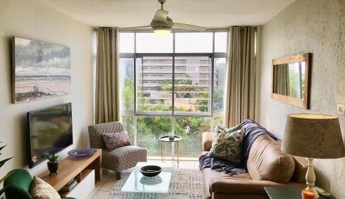 Apartment with Sea View with an Open 2nd Bedroom 