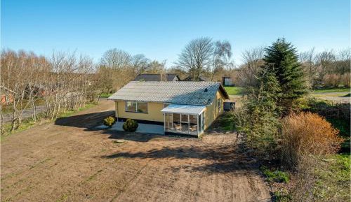 Three-Bedroom Vacation Home 