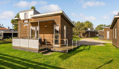 One-Bedroom Holiday Home