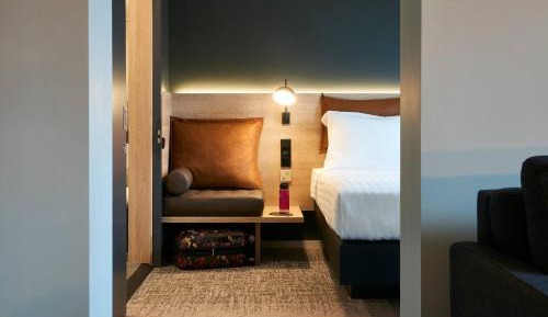 Moxyfied Family Sleeper, Guest room, 1 Queen, Sofa bed