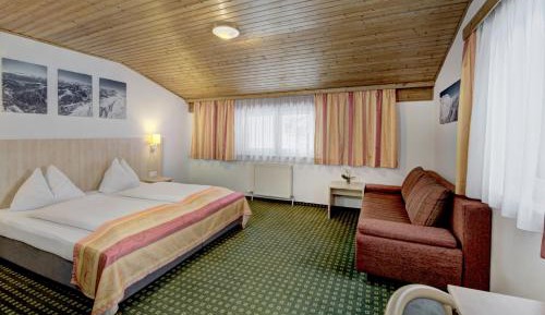 Standard Family Room