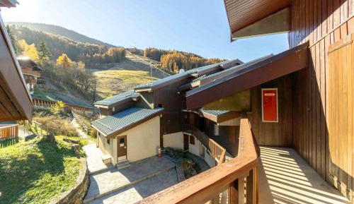 Superior One-Bedroom Apartment with Balcony