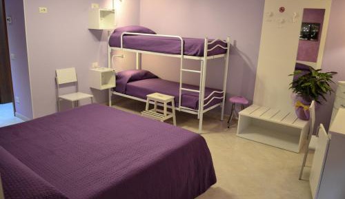 Quadruple Room with Private Bathroom