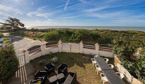 Three-Bedroom Superior Apartment