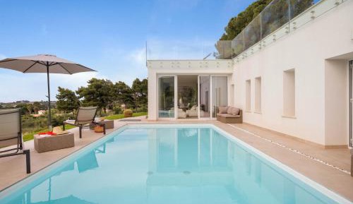 Deluxe Villa