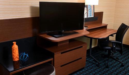 King Studio with Sofa Bed