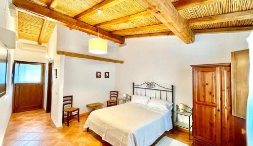 Standard Double or Twin Room with Garden View
