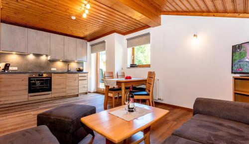 Apartment with Garden View