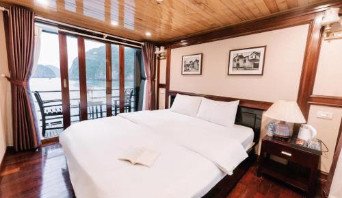 King Room with Balcony