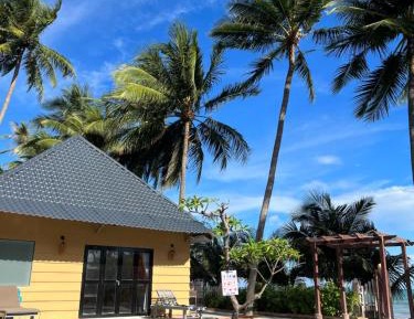 Studio with Sea View
