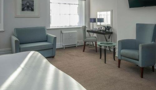 Standard Twin Room - Non-Smoking