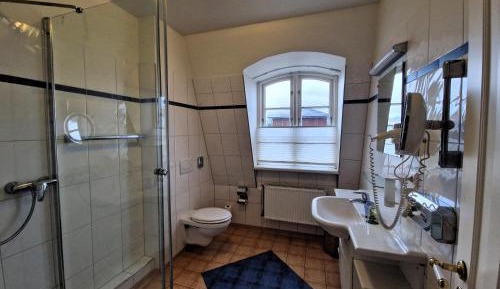 Suite with Lake View