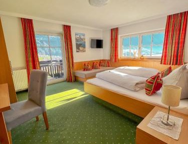 Three Bedroom Apartment with Balcony