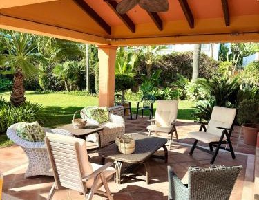 Villa - Beach Front