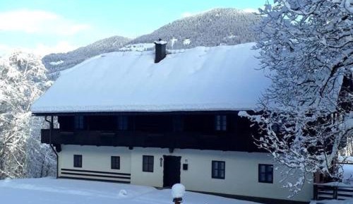 Five-Bedroom Holiday Home