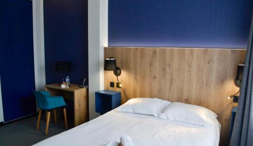 Twin Room with Balcony