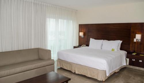 Junior Suite, 1 King, Sofa bed, City view, Balcony