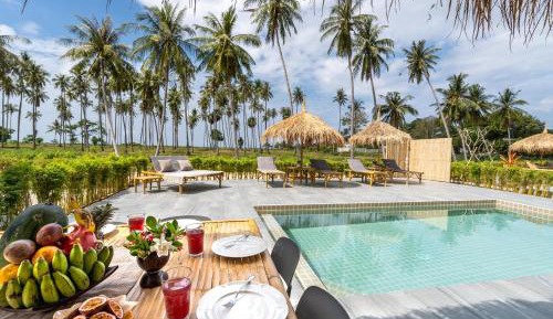 Five-Bedroom Villa