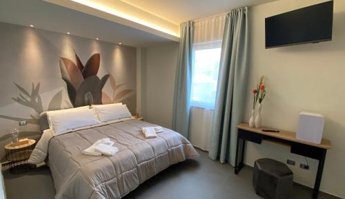 Double Room with Mountain View