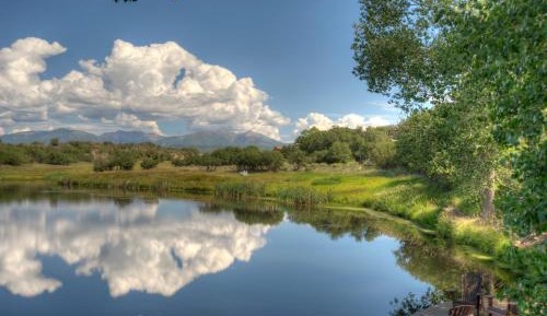 Three-Bedroom Cabin on the Lake