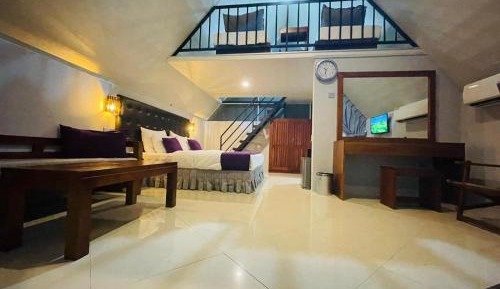 Family Room with Mountain View