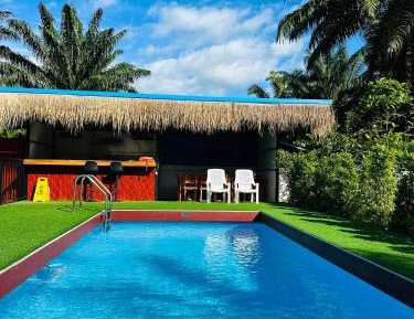 Family Room with Garden View