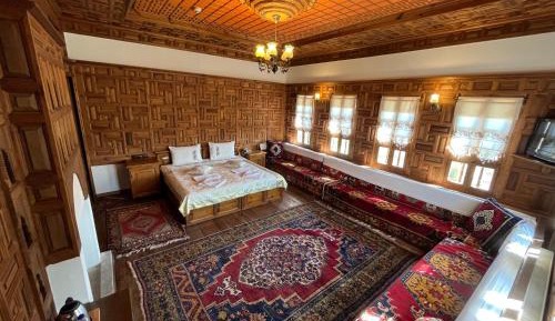 Standard King Room
