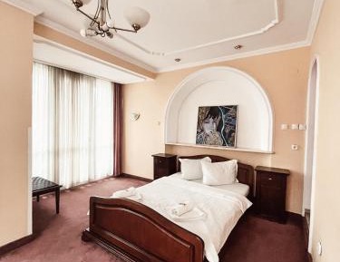 One-Bedroom Suite
