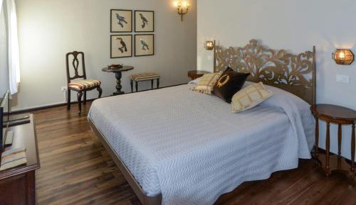 Double Room with Private Bathroom