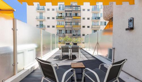 Apartment with Terrace