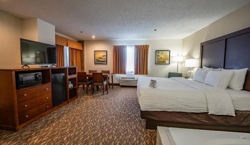 Honeymoon Suite