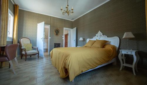 Deluxe Double Room with Castle View