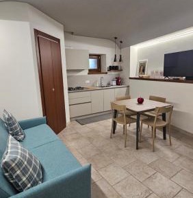 King Studio with Sofa Bed