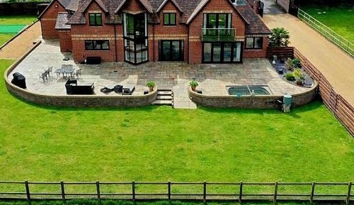 Six-Bedroom House