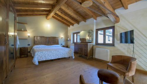 One-Bedroom Family Apartment