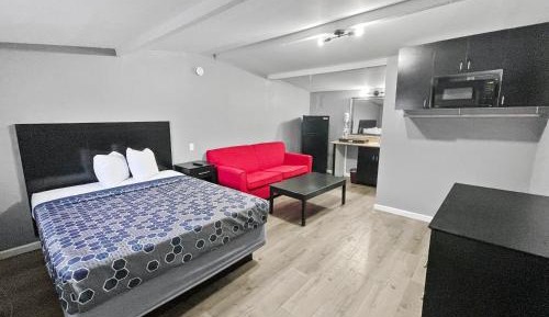 Studio with Sofa Bed