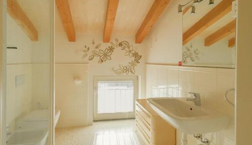 Triple Room with Shared Bathroom