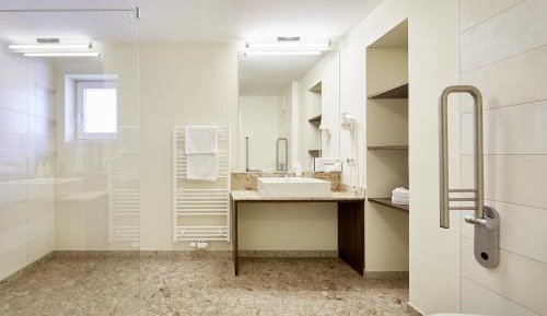 Studio with Mountain View