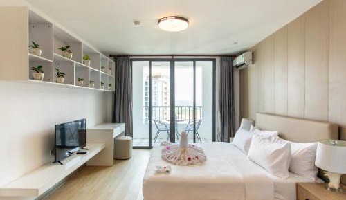 Deluxe King Room