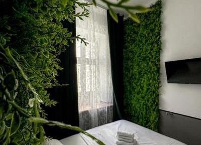 Basic Single Room with Shared Bathroom