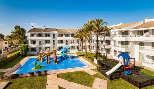 Apartment (2 Adults + 2 Children)