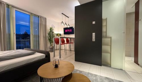 Apartment with Garden View