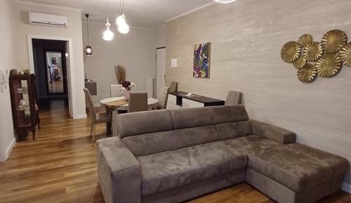 Two-Bedroom Deluxe Apartment with Balcony