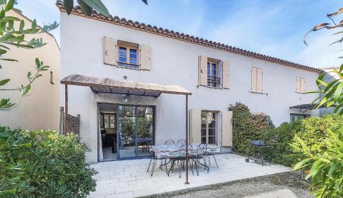 Two-Bedroom Holiday Home