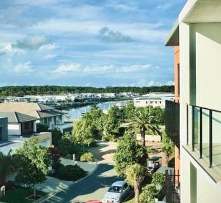 3 Bedroom Waterview Apartment