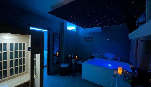 Suite with Spa Access