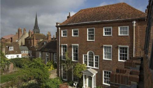 Eight-Bedroom House